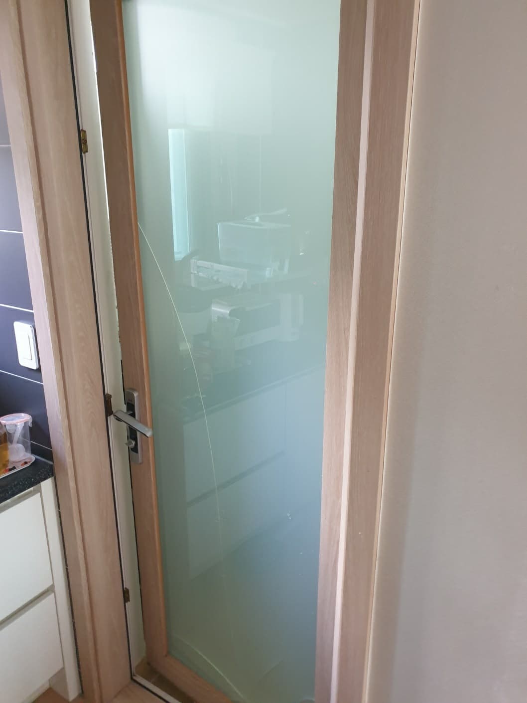 서울시 서대문구 신촌 푸르지오 아파트 유리 시공