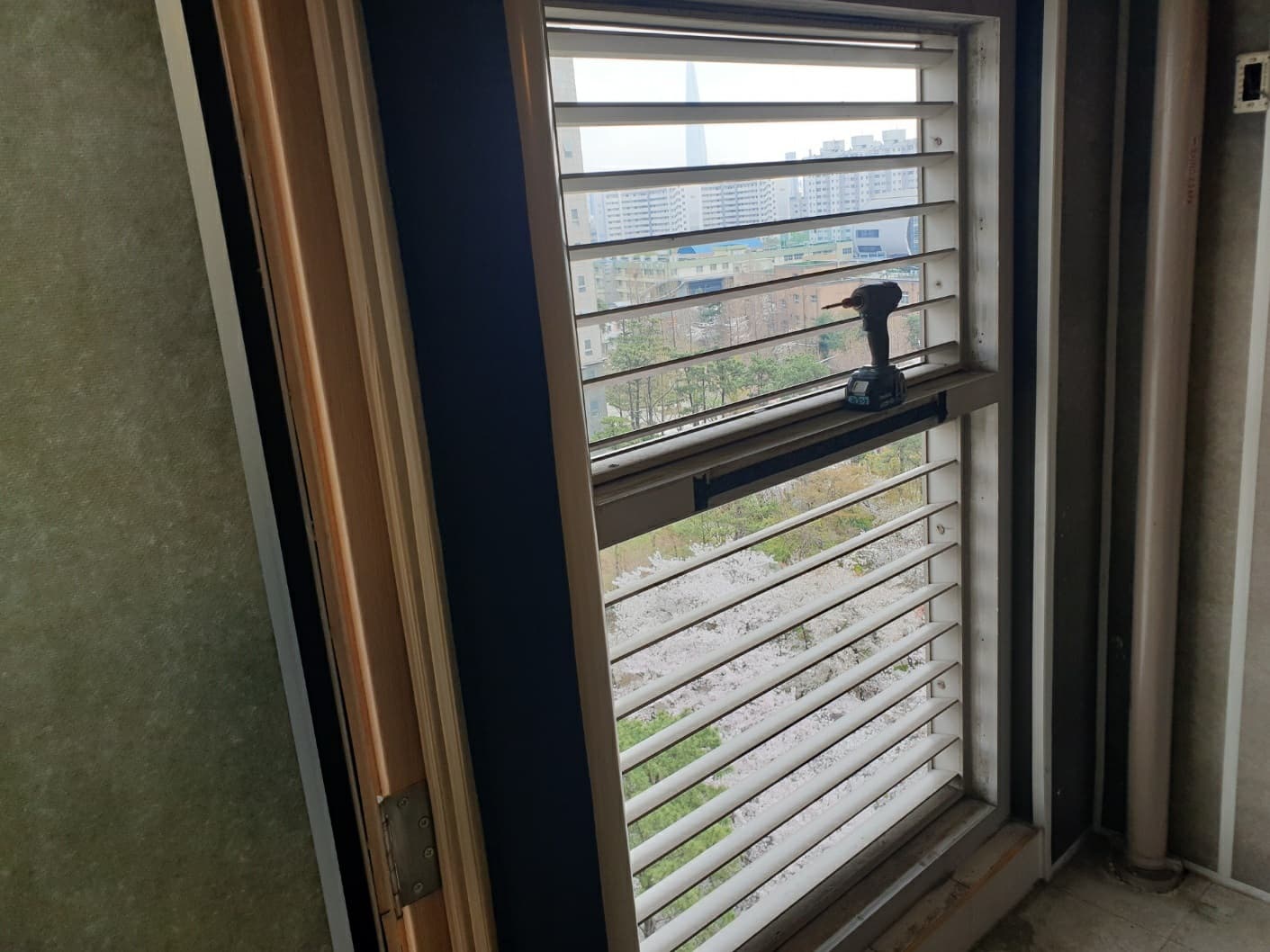 서울시 광진구 건대 스타시티 루버창 시공