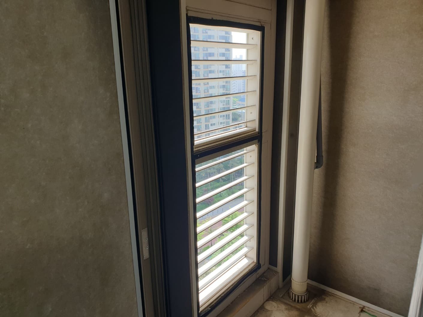 서울시 광진구 더샵스타시티 루버창 시공