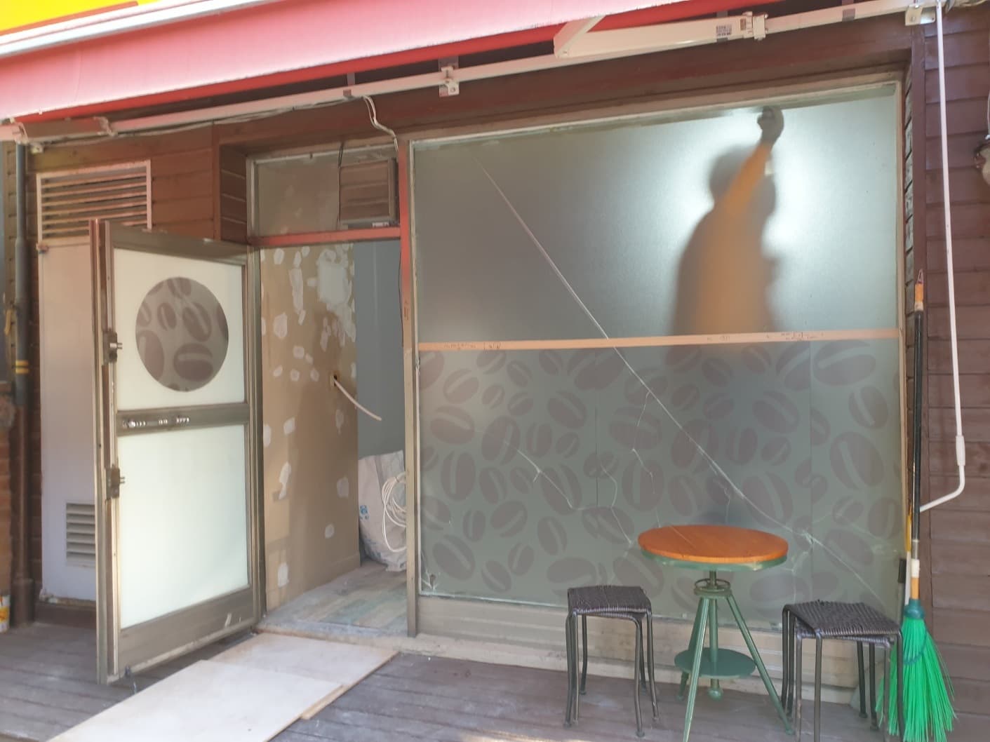 0097_2023.05.03_서울시 동대문구 장안동 유리 및 유리문 강화도어 시공