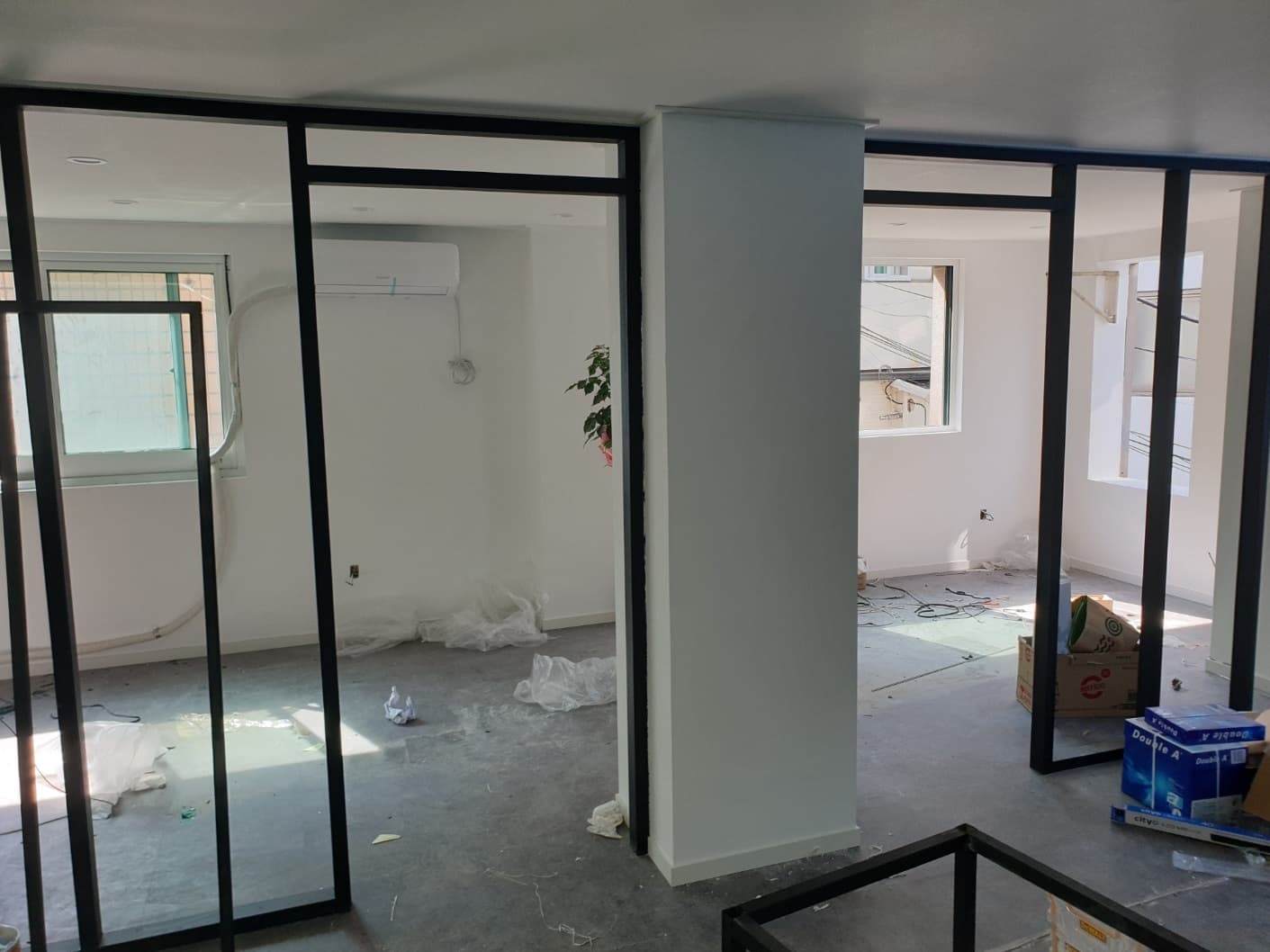 0104_2023.10.06_서울시 중구 신당동 유리문 강화도어 시공